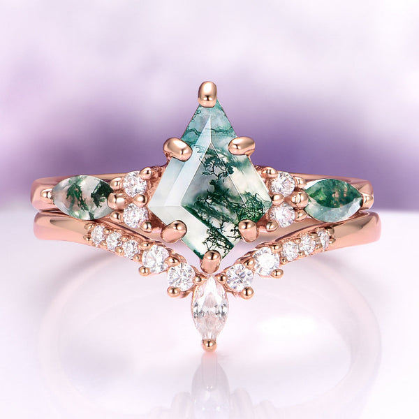 Rhiowen 1.4 Carat Kite Stackable Moss Agate Ring Set in 18K Rose Gold
