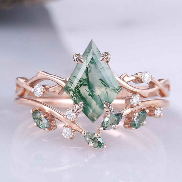 Kilarien 1.8 Carat Kite Stackable Moss Agate Ring Set in 925 Silver