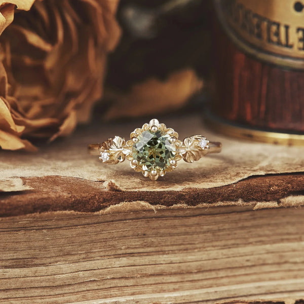 Ythriel 0.6 Carat Round Brilliant Solitaire Sapphire Ring in 18K Yellow Gold
