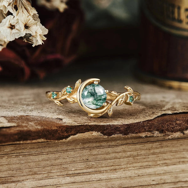 Qethriel Moss Agate Ring in 925 Silver