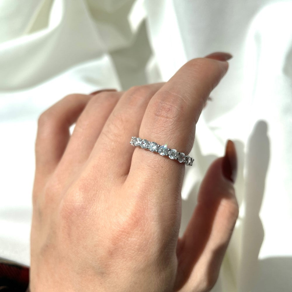 Olanisse 3.5 Carat Round Brilliant Eternity Moissanite Band in 925 Silver