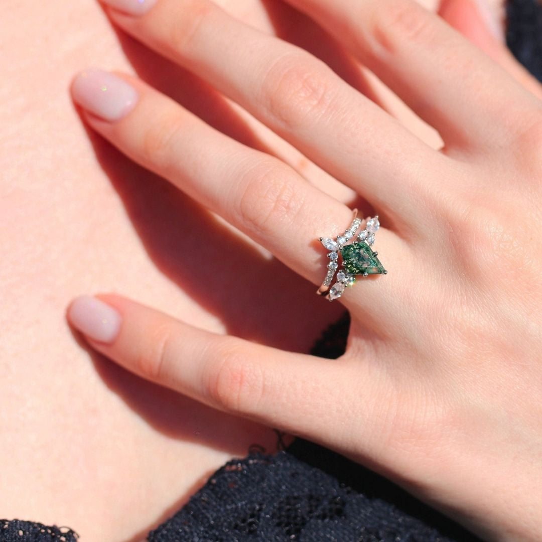 Elowryn 1.5 Carat Kite Stackable Moss Agate Ring Set in 925 Silver