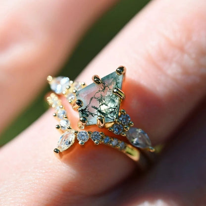 Mariswen 1.4 Carat Kite Stackable Moss Agate Ring Set in 18K Yellow Gold