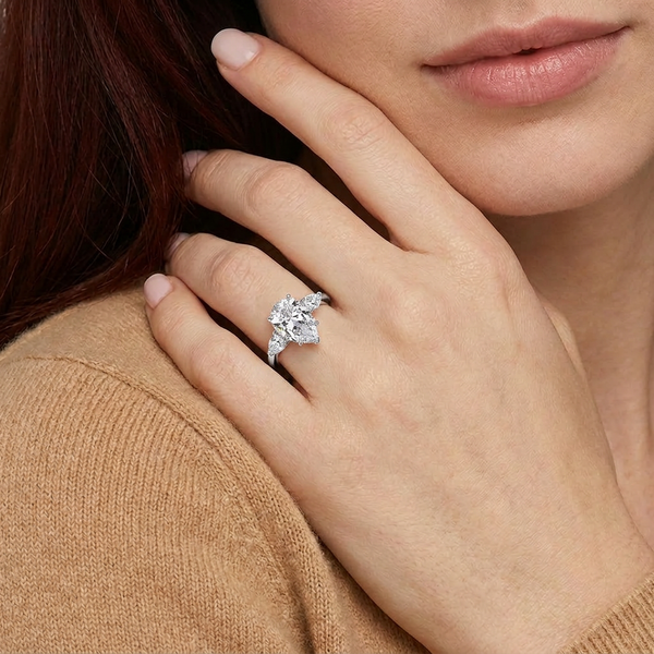 Vinarwen 4 Carat Pear Three-stone Moissanite Ring - Silver