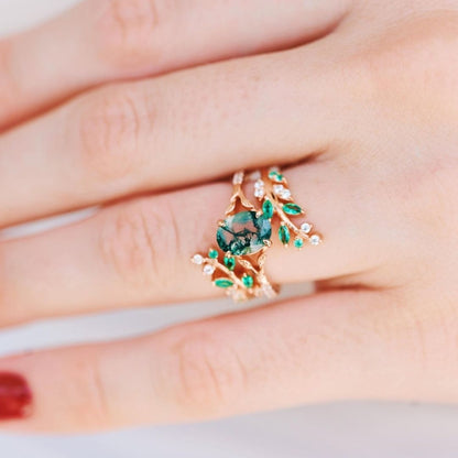 Aevriel 1.4 Carat Oval Stackable Moss Agate Ring Set