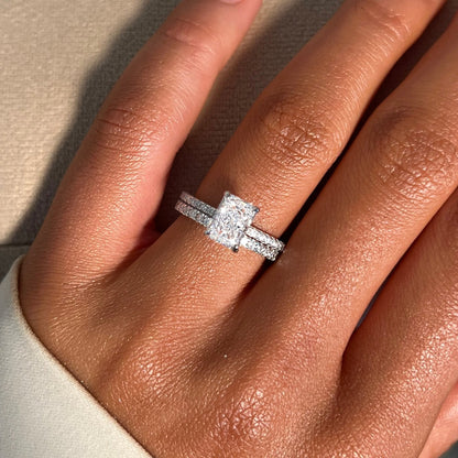 Vilarwen 0.2 Carat Round Brilliant Eternity Moissanite Band in 925 Silver