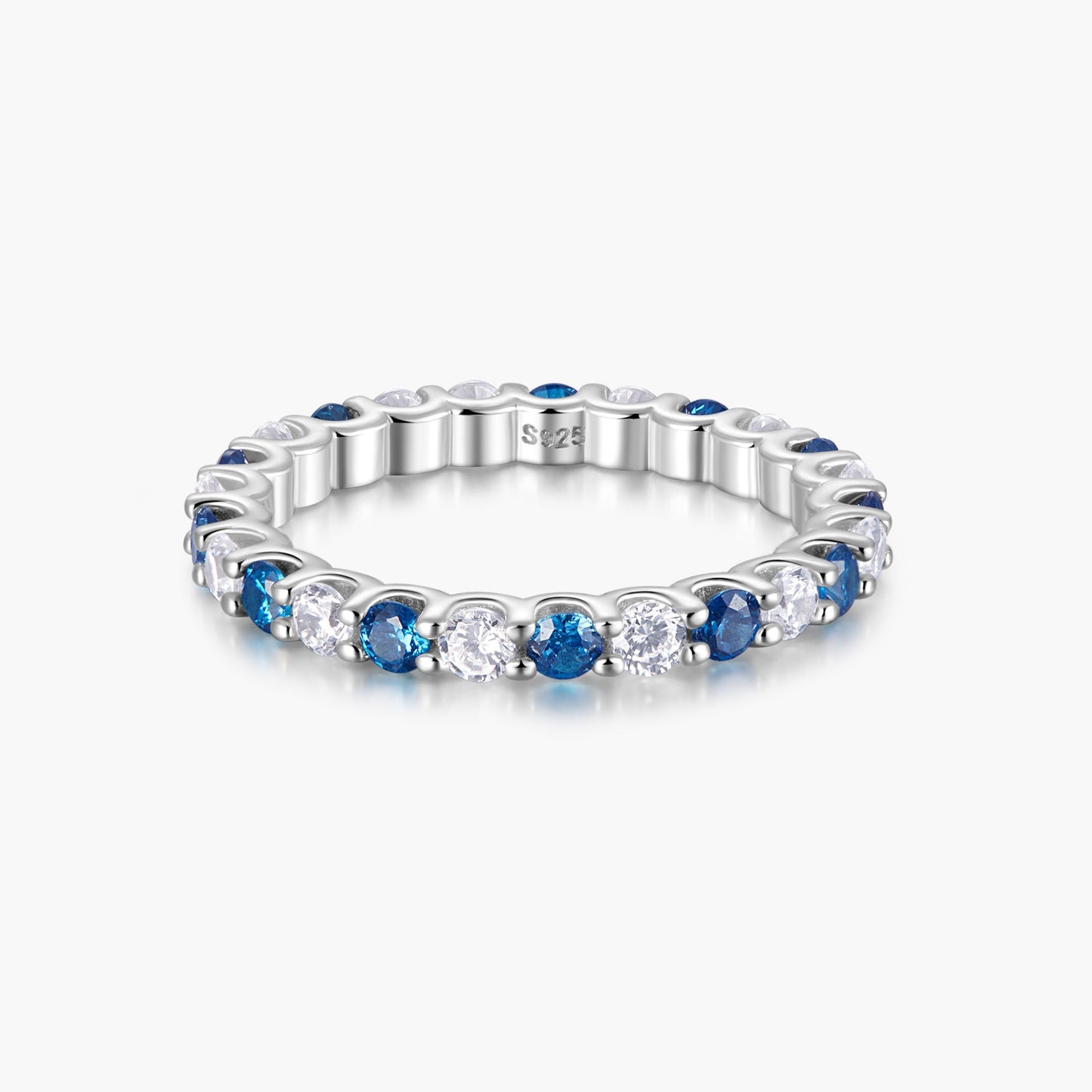 Naeriel Moissanite Band in 925 Silver