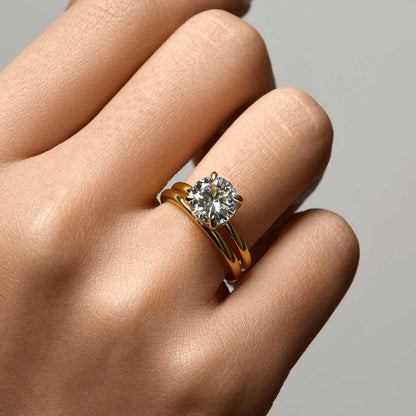 Zaelawen gold ring with 2-carat round moissanite stone and hidden halo solitaire design on hand