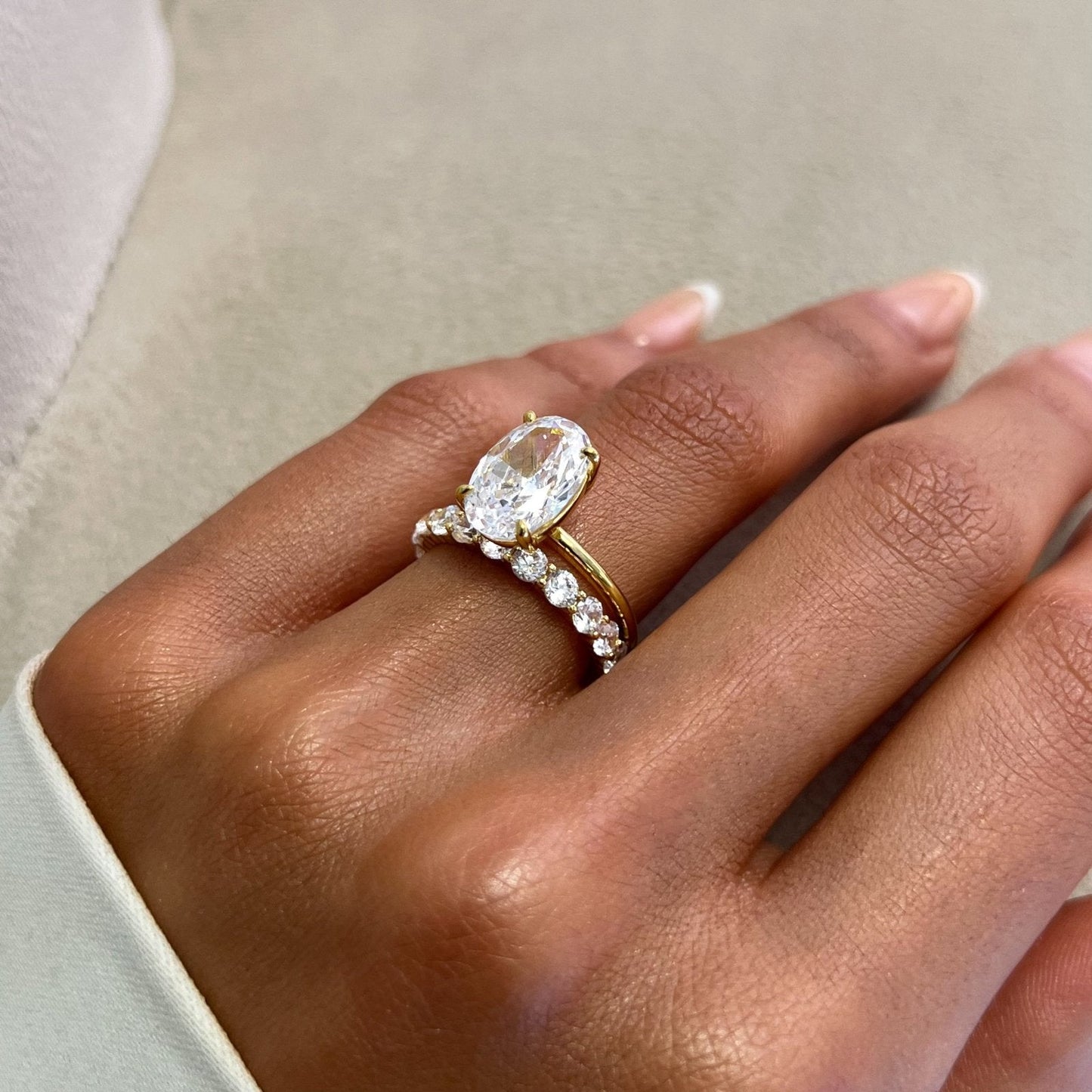 Giloria 2 Carat Round Brilliant Eternity Moissanite Band in 18K Yellow Gold