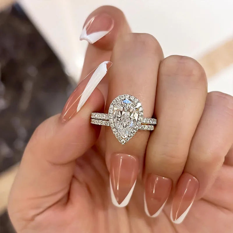 Welariel 0.5 Carat Round Brilliant Half Eternity Moissanite Band in 925 Silver