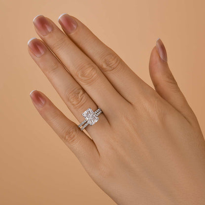 Welariel 0.5 Carat Round Brilliant Half Eternity Moissanite Band in 925 Silver