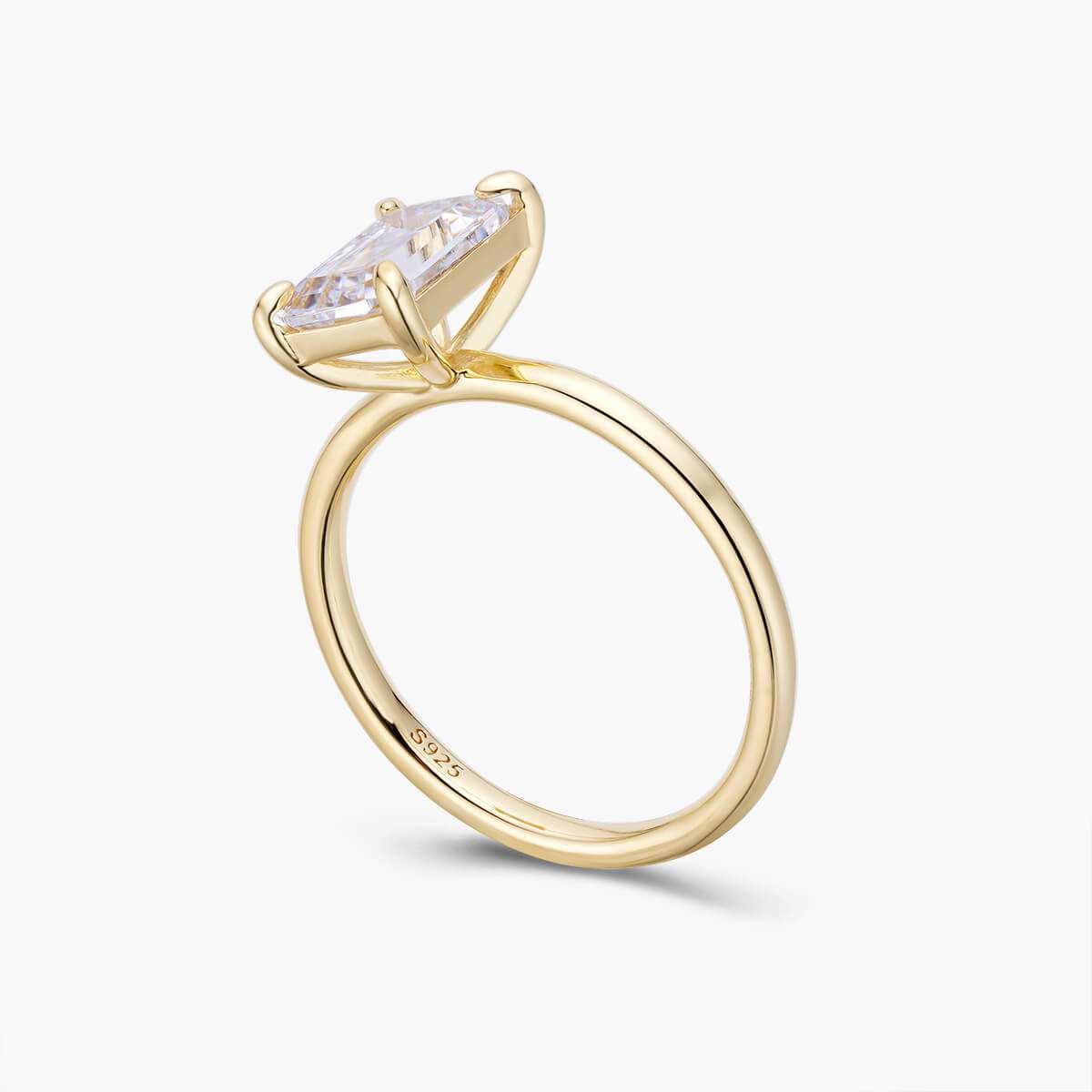 Beleria Emmera Ring with emerald-shaped moissanite stone and sleek gold band