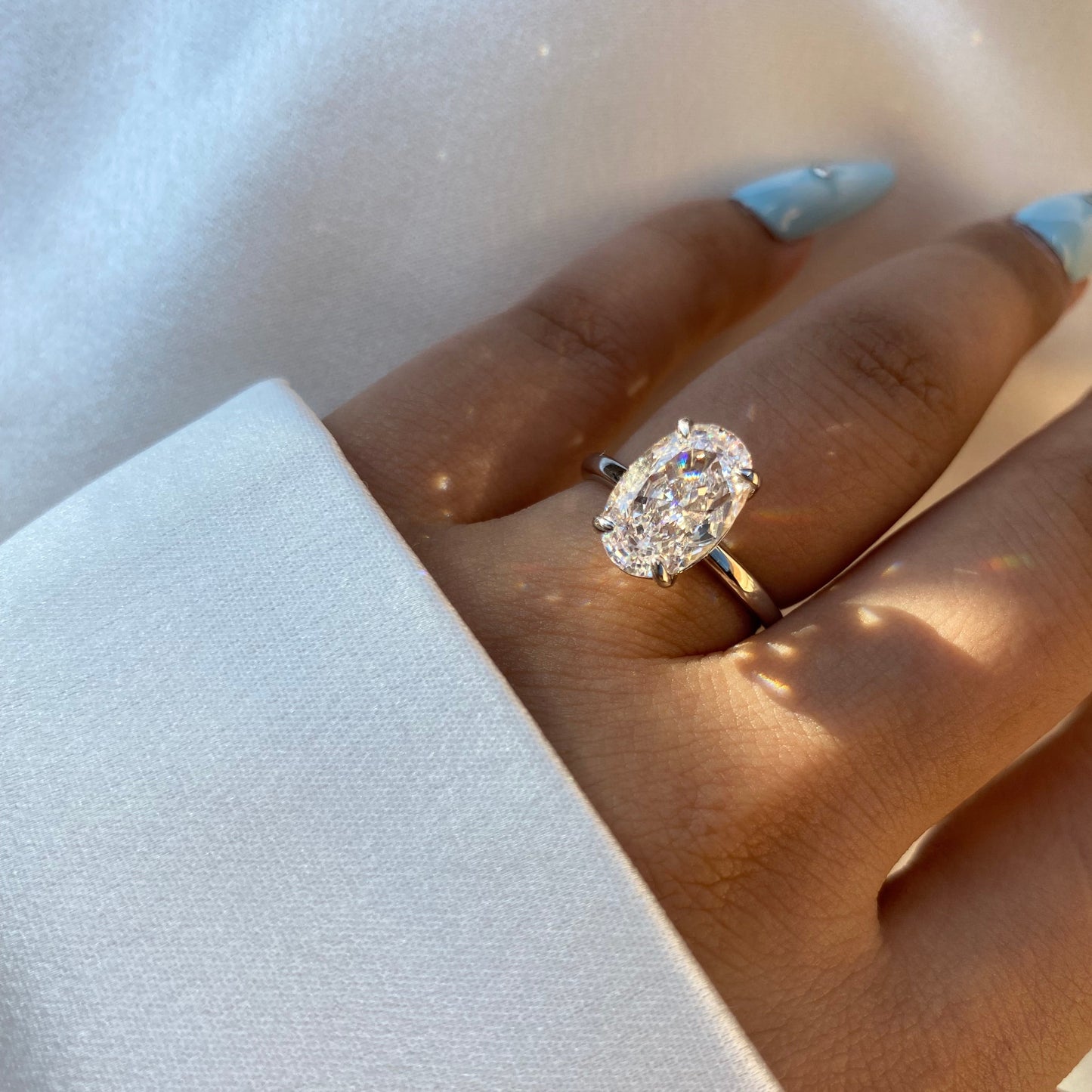 Mirenwen 3 Carat Oval Solitaire Moissanite Ring