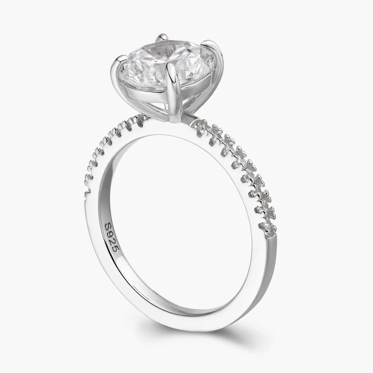 Ysinwen ring with round moissanite stone and pave band solitaire design