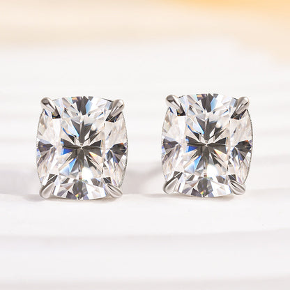 Lethrien 2 Carat Cushion Moissanite Earrings
