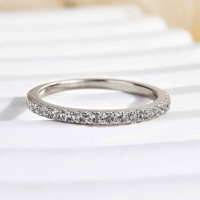 Welariel 0.5 Carat Round Brilliant Half Eternity Moissanite Band in 925 Silver