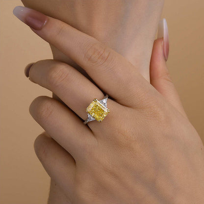 Ondariel 4 Carat Radiant Three-stone Sapphire Ring in 925 Silver