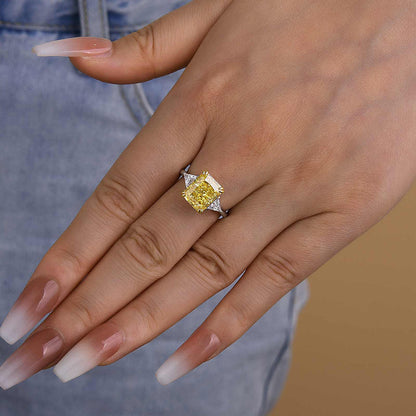 Ondariel 4 Carat Radiant Three-stone Sapphire Ring in 925 Silver