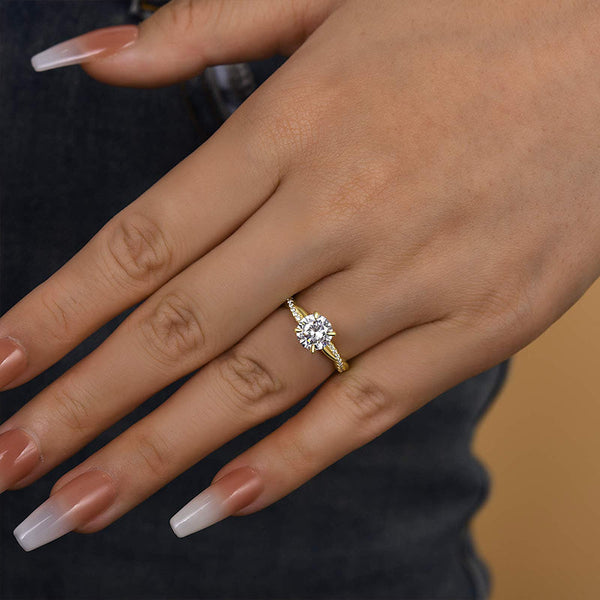 Direnwen 1.3 Carat Round Brilliant Solitaire Moissanite Ring in 18K Yellow Gold