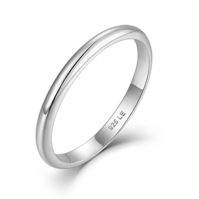 Urielwen Band in 925 Silver