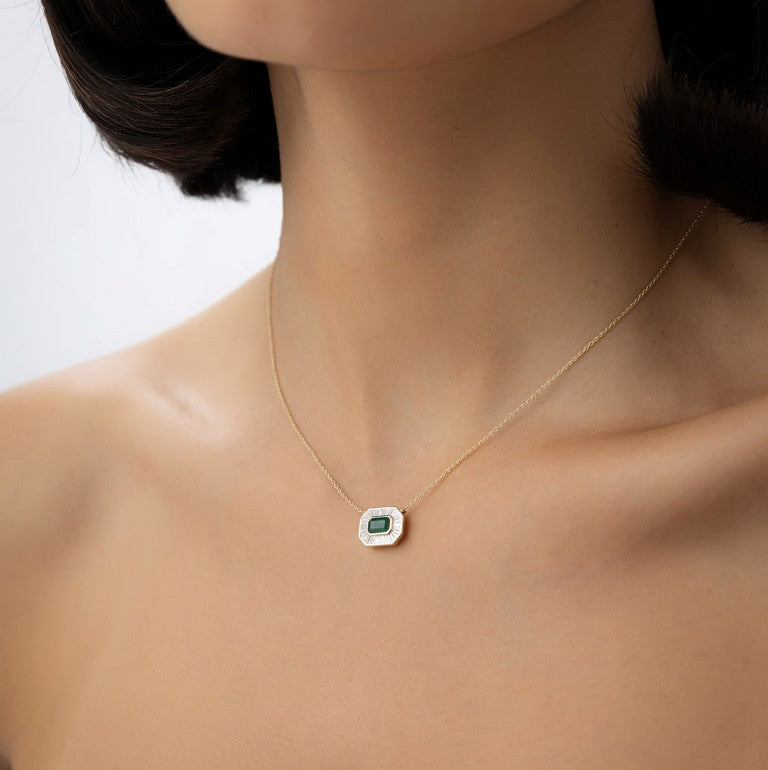 Green Emerald & Baguette Diamond Pendant Necklace | Women's 18k Gold Necklace | Gift for Special Occasions | Luxury Halo Design | Natural Diamonds