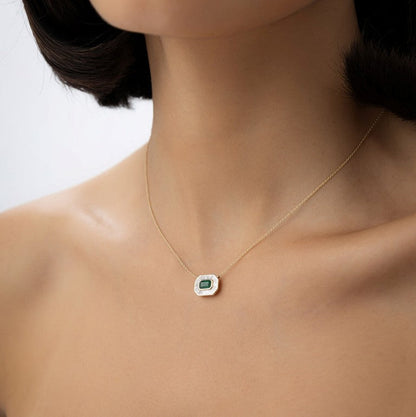 Green Emerald & Baguette Diamond Pendant Necklace | Women's 18k Gold Necklace | Gift for Special Occasions | Luxury Halo Design | Natural Diamonds