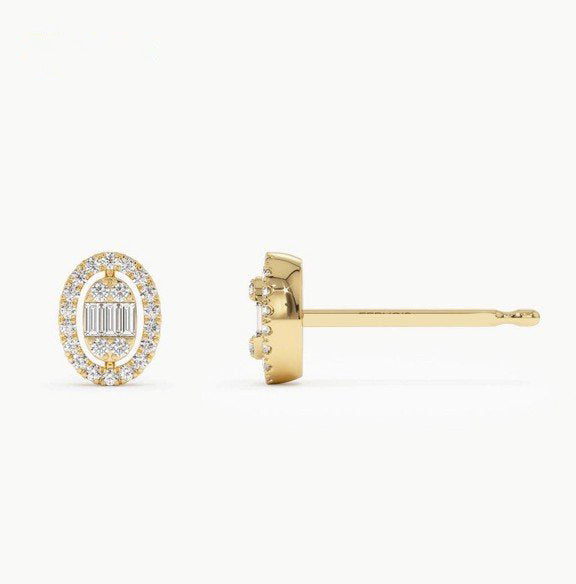 Diamond Baguette & Round Cut Stud Earrings | Women's 18k Gold Luxury Earrings | Natural Diamond | Round Brilliant Cut & Baguette Cut | Gift for Her