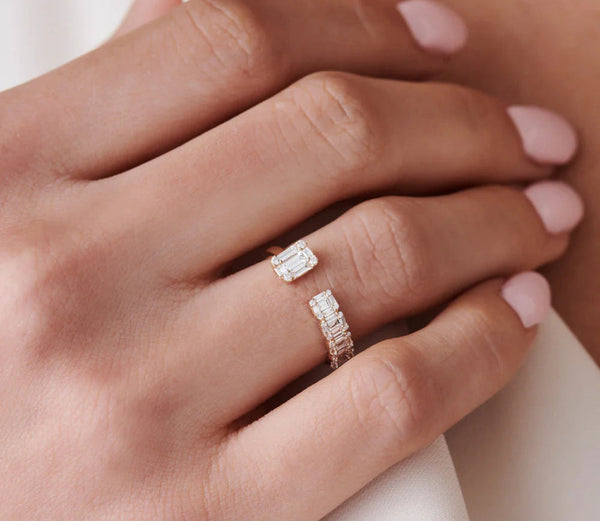 Diamond Baguette Cut & Round Brilliant Cut Ring | 18K Solid Gold Rings for Women | GIA Certified Diamonds | Trendy & Elegant | Gift Idea