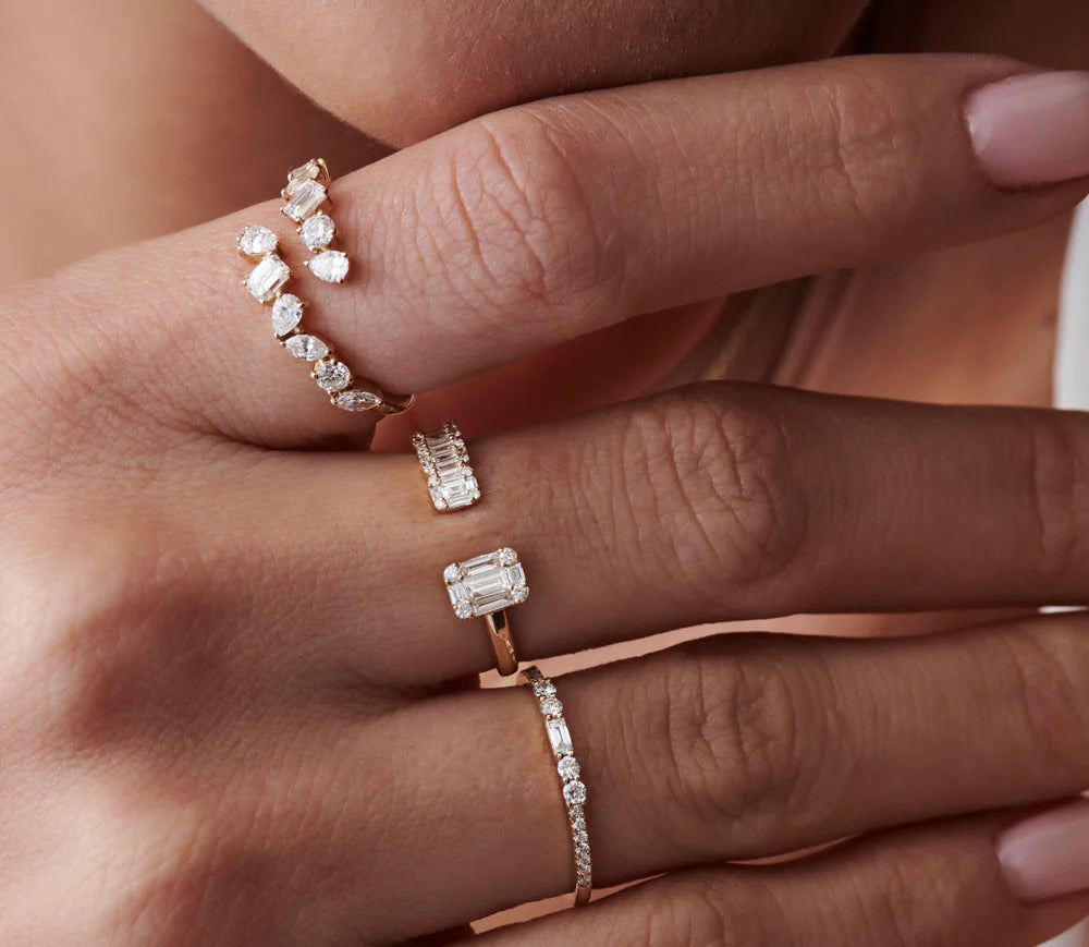 Diamond Baguette Cut & Round Brilliant Cut Ring | 18K Solid Gold Rings for Women | GIA Certified Diamonds | Trendy & Elegant | Gift Idea