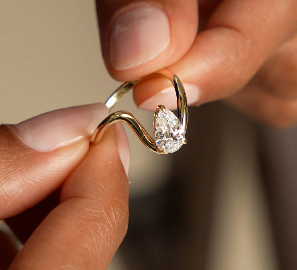 Lab Grown Pear Diamond Ring | 1ct 18k Gold Bypass Setting for Women | Elegant, Gift-Friendly, Dazzling