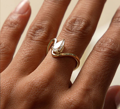 Lab Grown Pear Diamond Ring | 1ct 18k Gold Bypass Setting for Women | Elegant, Gift-Friendly, Dazzling