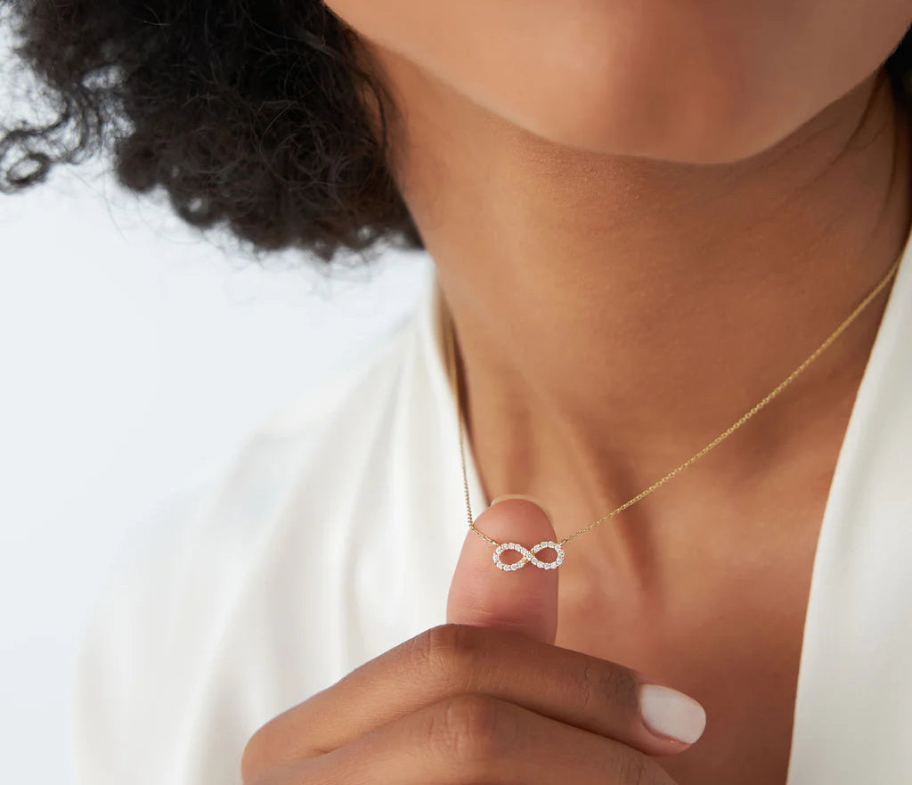Diamond Infinity Pendant Necklace | Natural 0.5ct Round Brilliant Cut Diamond & 18k Gold Pendants | Gift, Wedding, Anniversary