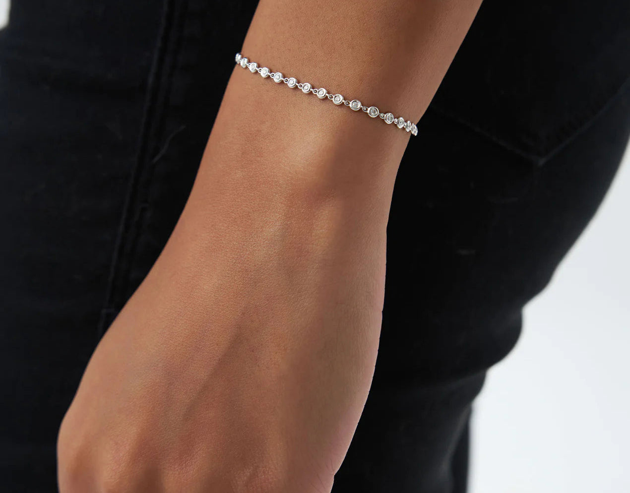 Diamond Round Brilliant Cut Charm Bracelet | 18k Gold Plated & Micro Inlay | Gift for Women and Men | Classic Jewelry | Wedding Anniversary | H Color White Diamond
