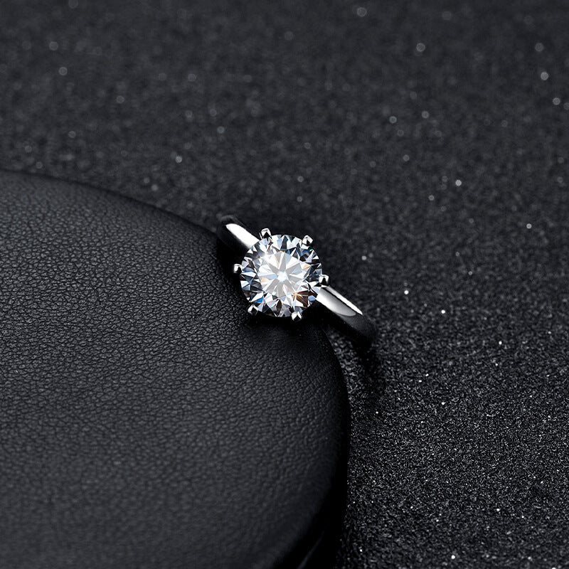 Ilyndra 5 Carat Round Brilliant Solitaire Moissanite Ring in 925 Silver