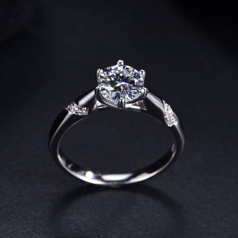 Brynoria 2 Carat Round Brilliant Solitaire Moissanite Ring