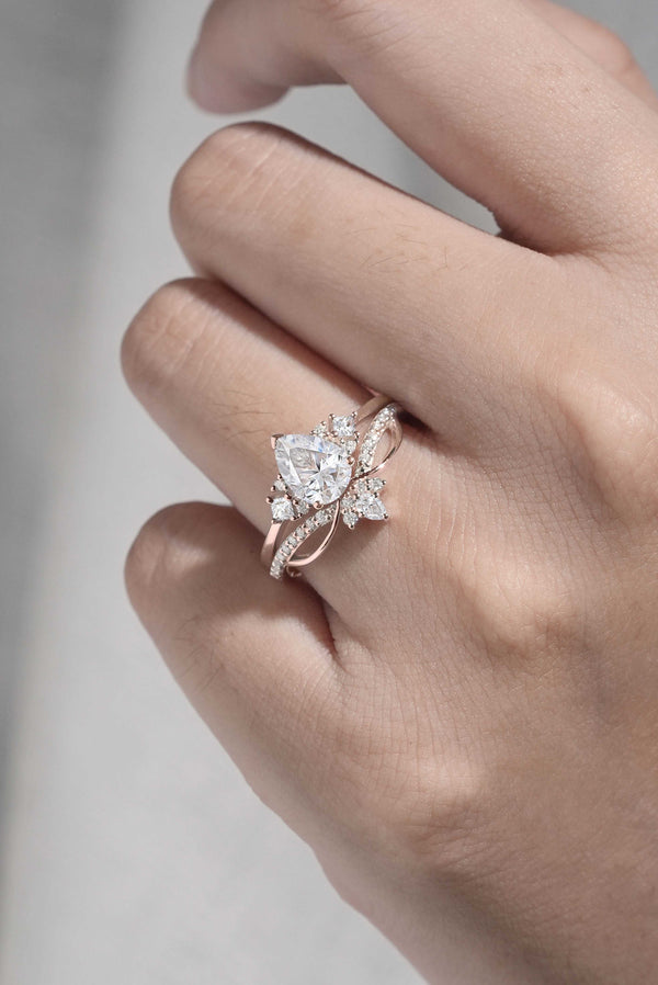 Galarwen 1 Carat Pear Stackable Moissanite Ring Set in 18K Yellow Gold