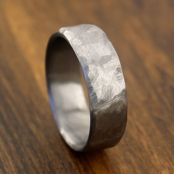 Oriellen Band in Tungsten Carbide