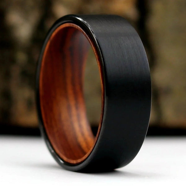 Yorielwen Band in Tungsten Carbide