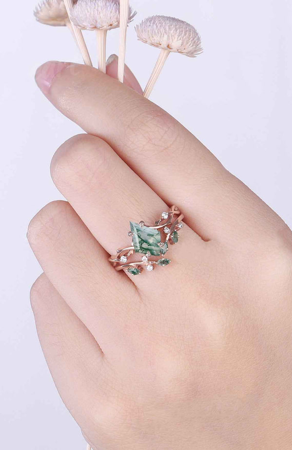 Kilarien 1.8 Carat Kite Stackable Moss Agate Ring Set in 925 Silver