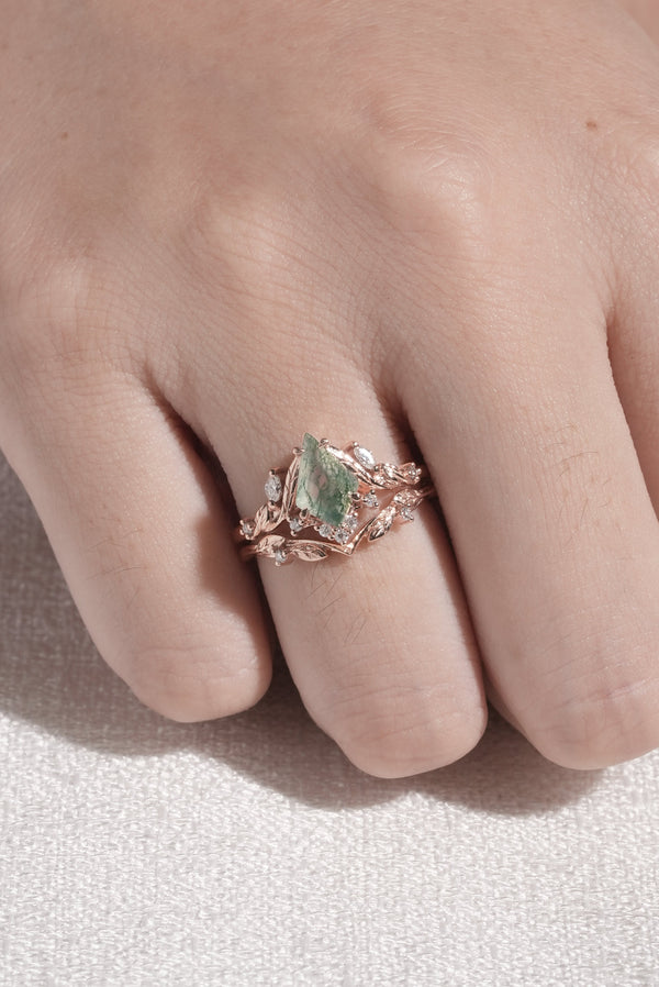 Palariel 1.2 Carat Kite Stackable Moss Agate Ring Set in 925 Silver