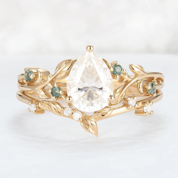Kenoria 1 Carat Pear Stackable Moissanite Ring Set in 925 Silver