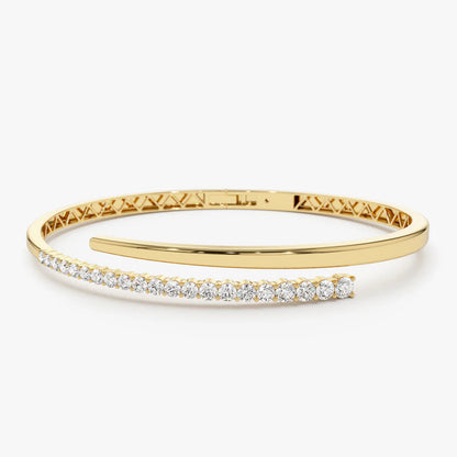 Zeaeanda 1.5 Carat Round Cuff Moissanite Bracelet