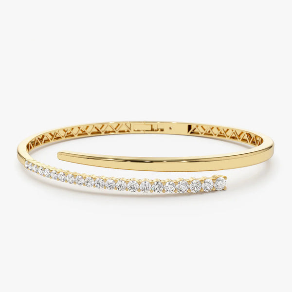Zeaeanda 1.5 Carat Round Cuff Moissanite Bracelet
