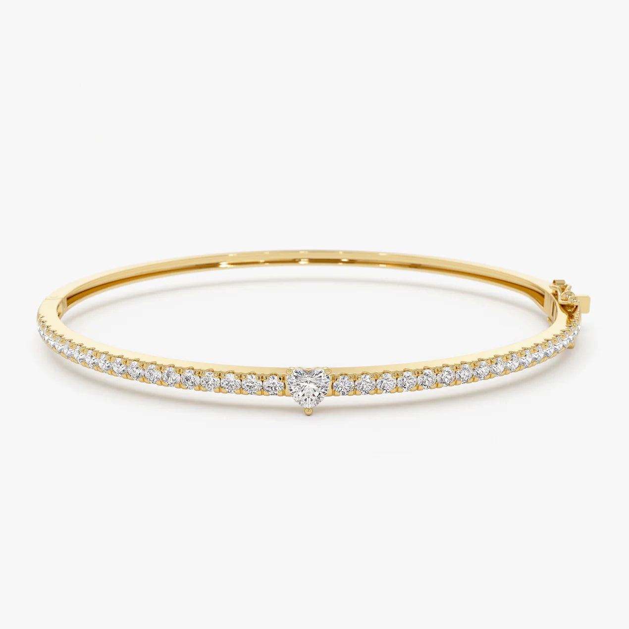 Dunaiura 0.2 Carat Heart and Round Bangle Moissanite Bracelet
