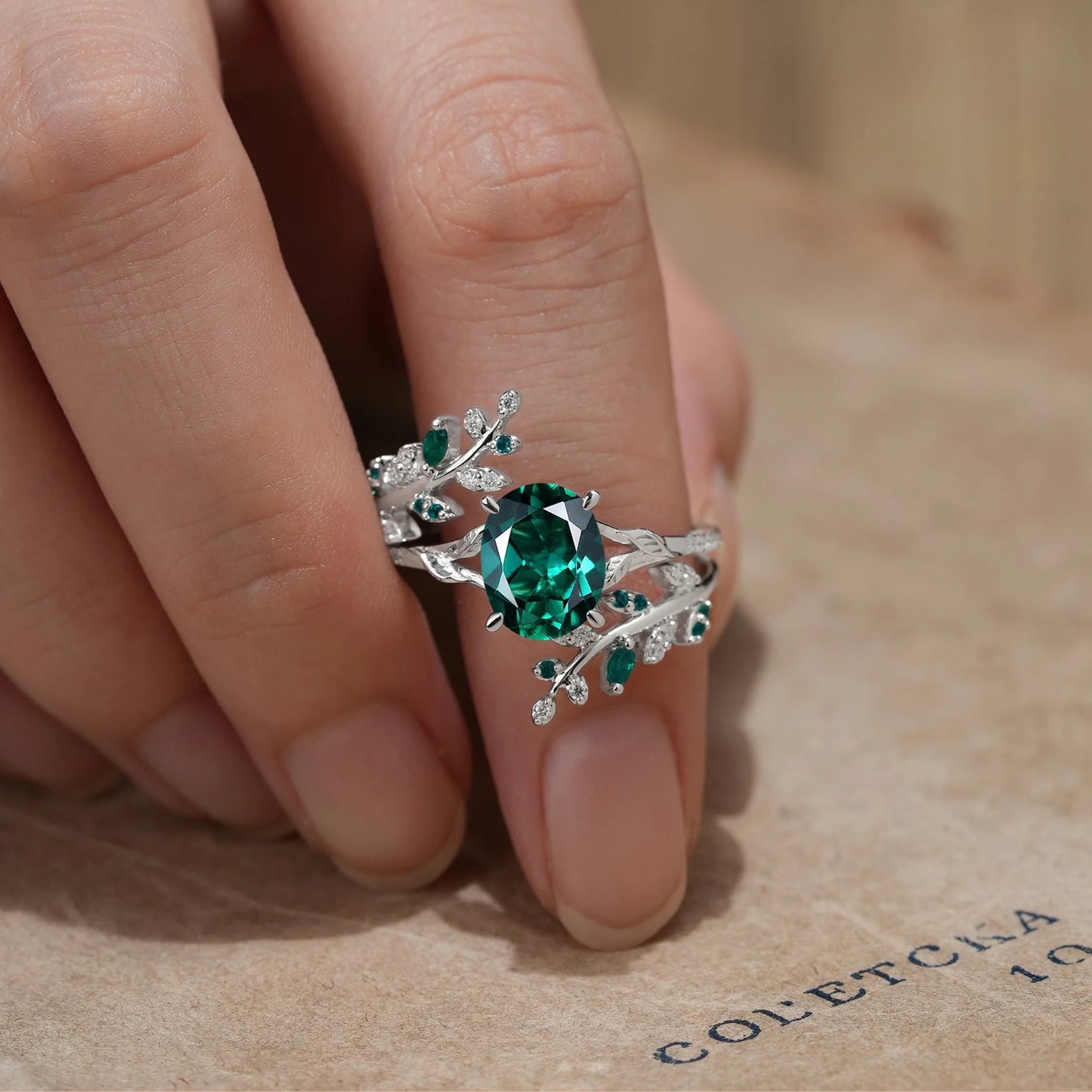 Onoriel 2 Carat Oval Stackable Emerald Ring Set in 18K Yellow Gold