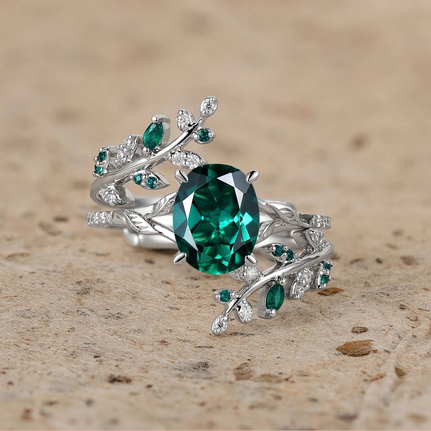 Onoriel 2 Carat Oval Stackable Emerald Ring Set in 18K Yellow Gold