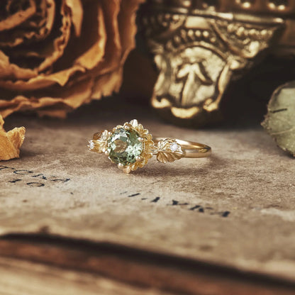 Ythriel 0.6 Carat Round Brilliant Solitaire Sapphire Ring in 18K Yellow Gold