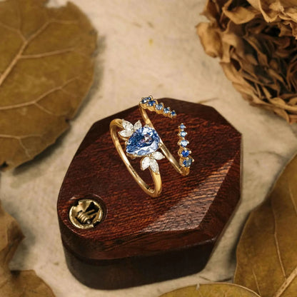 Leloria 1.3 Carat Pear Stackable Sapphire Ring Set in 18K Yellow Gold