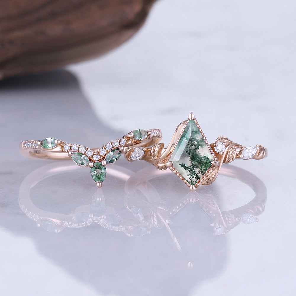 Quelindra 1.2 Carat Kite Stackable Moss Agate Ring Set in 925 Silver