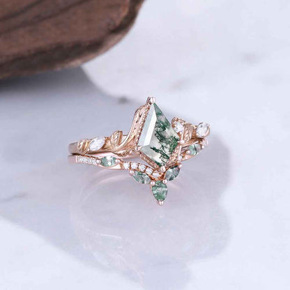 Quelindra 1.2 Carat Kite Stackable Moss Agate Ring Set in 925 Silver